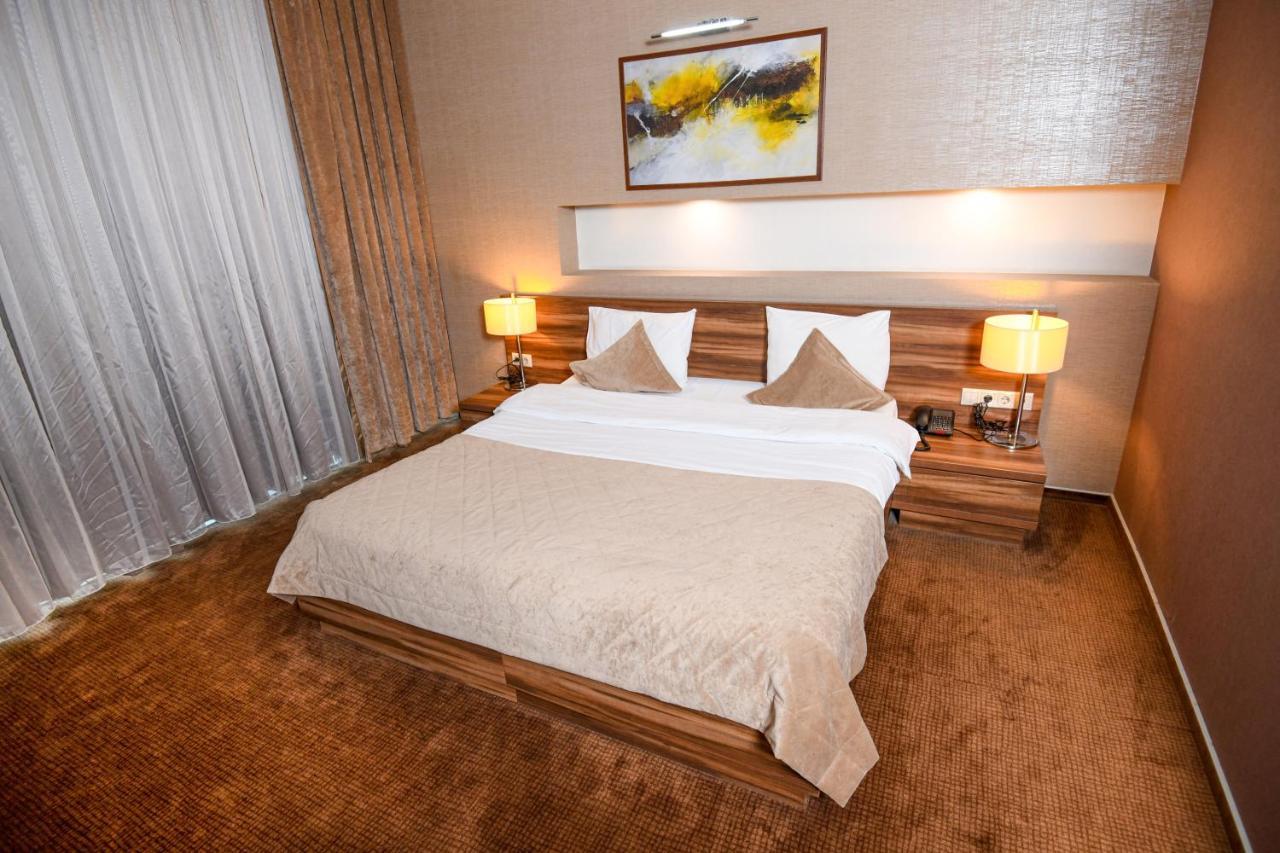 Avenue By Smart Hotel